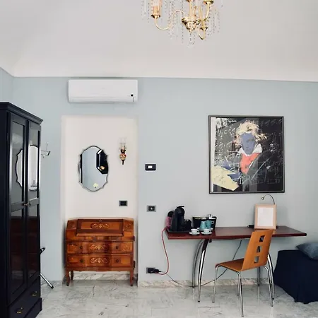 Casa Cristina 住宿加早餐酒店 卡萨莱蒙费拉托